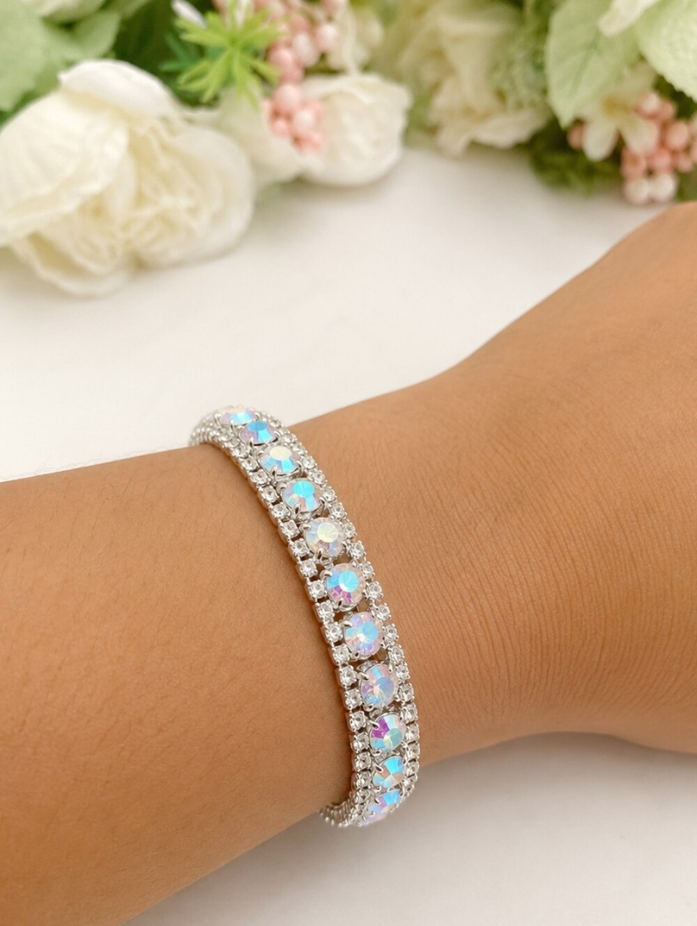 Silver Rhinestone Tennis iridescent Bracelet Sparkle formal wedding 💖2/$30